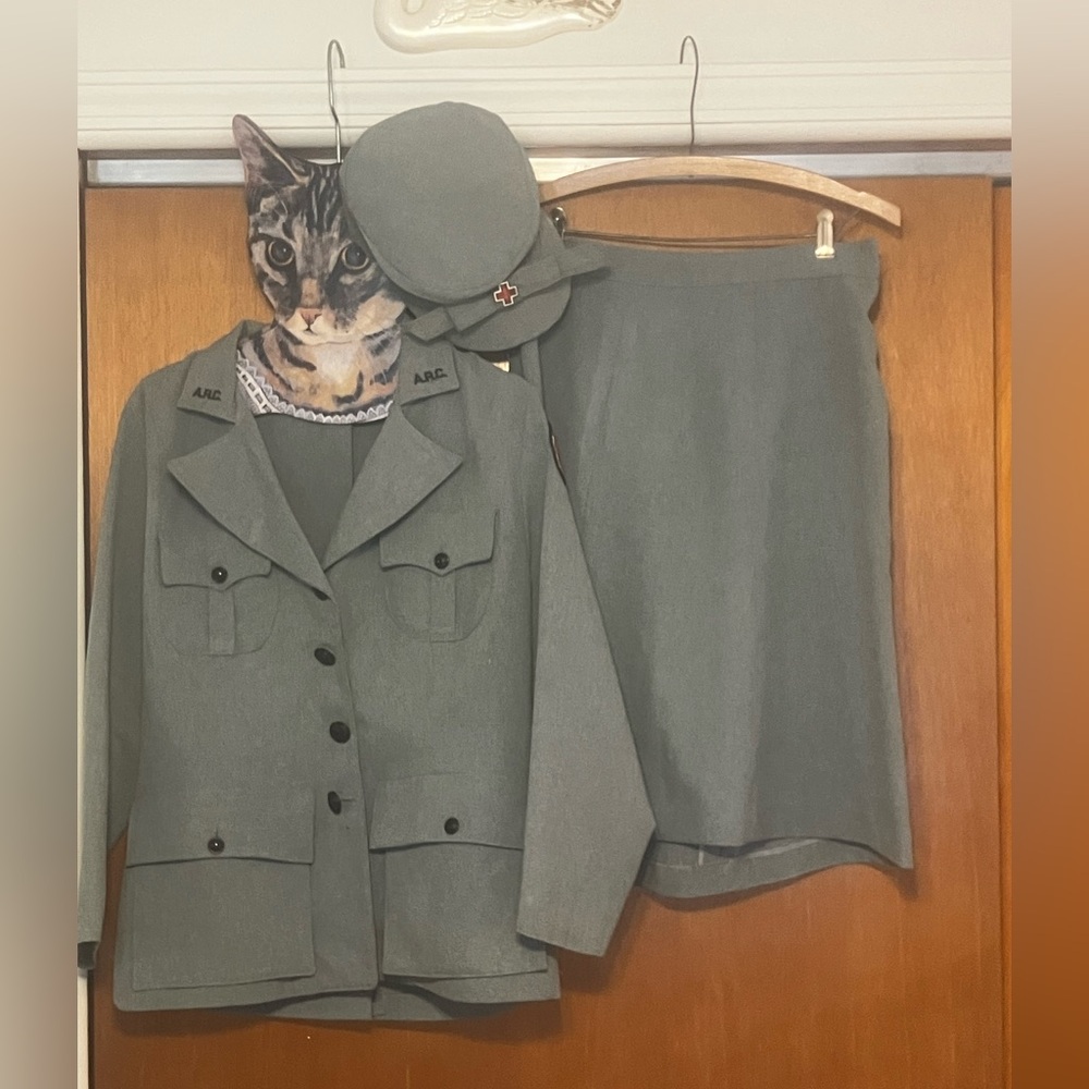 Reproduction American Red Cross ARC uniform.  Size 4/6